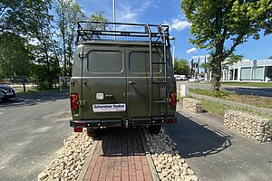UAZ Geländebus 4x4 TROPHY