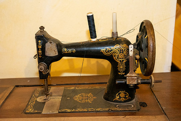 Triumph-Adler Nähmaschine circa 1910