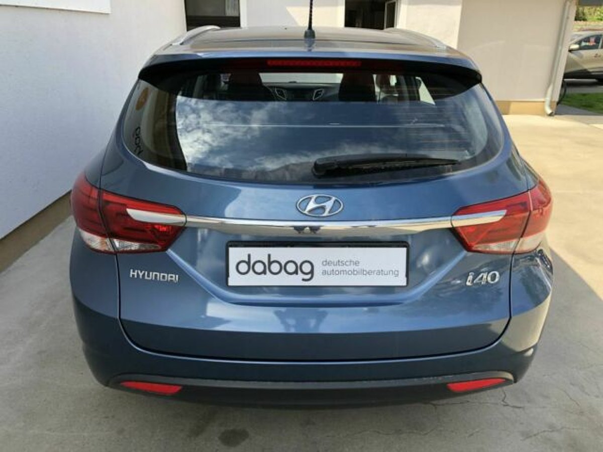 Hyundai i40 Kombi blue 1.6 Classic