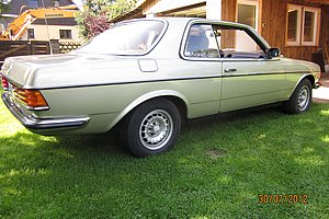 Mercedes 230c - W123c