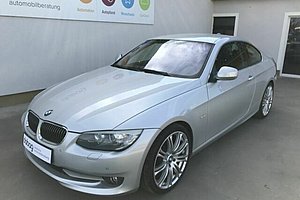 BMW 330i Coupe Klima