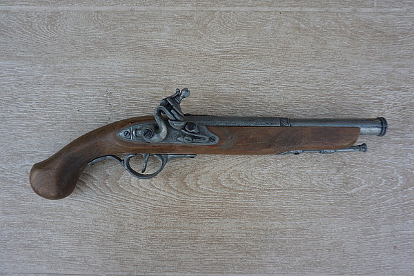 Waffe Alt