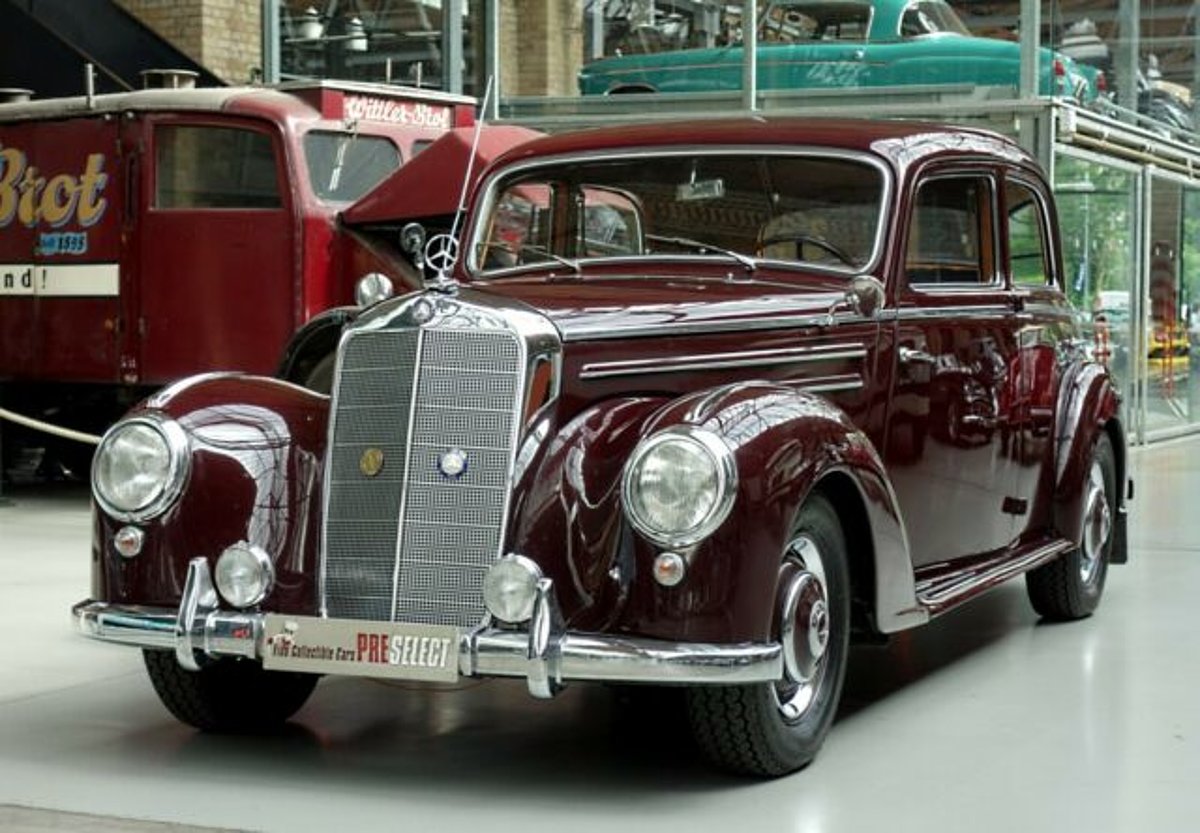 Mercedes-Benz 220 W187