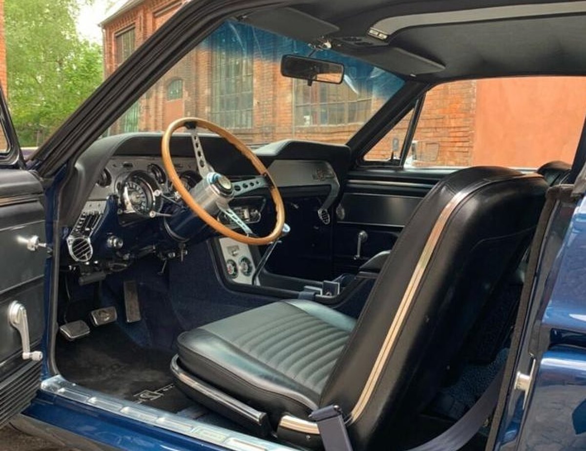 Ford Mustang Fastback GT 500 Shelby