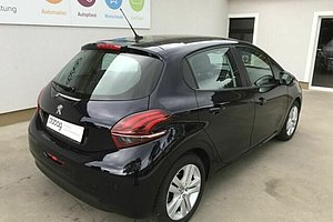 Peugeot 208 PureTech 110 Stop & Start EAT6 Signature
