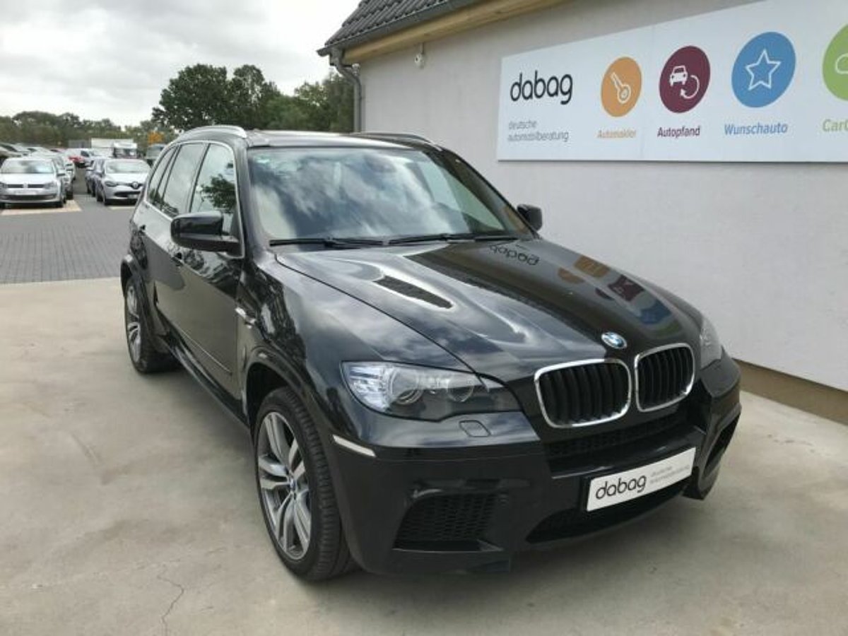 BMW X5 M Panorama Lenkradheizung