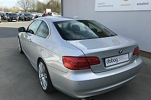 BMW 330i Coupe Klima