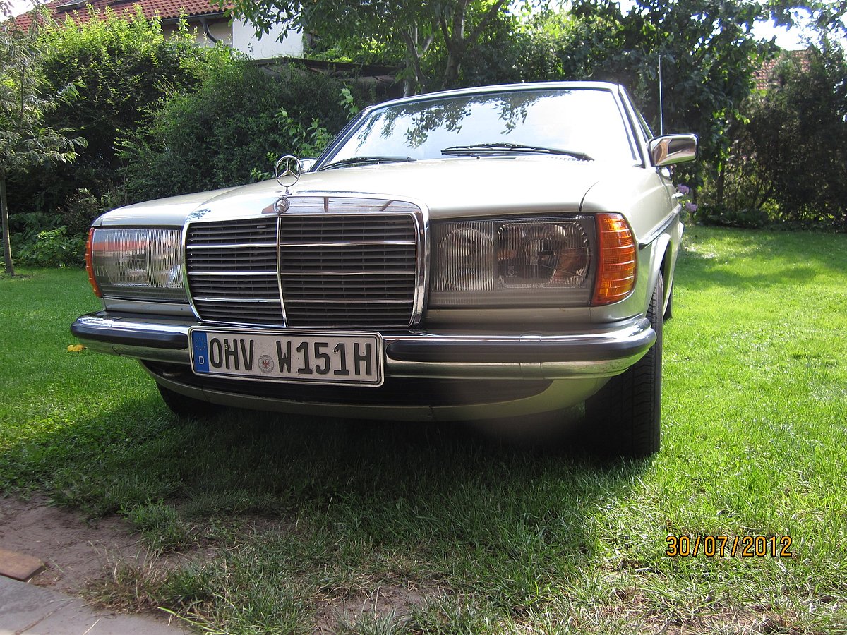 Mercedes 230c - W123c