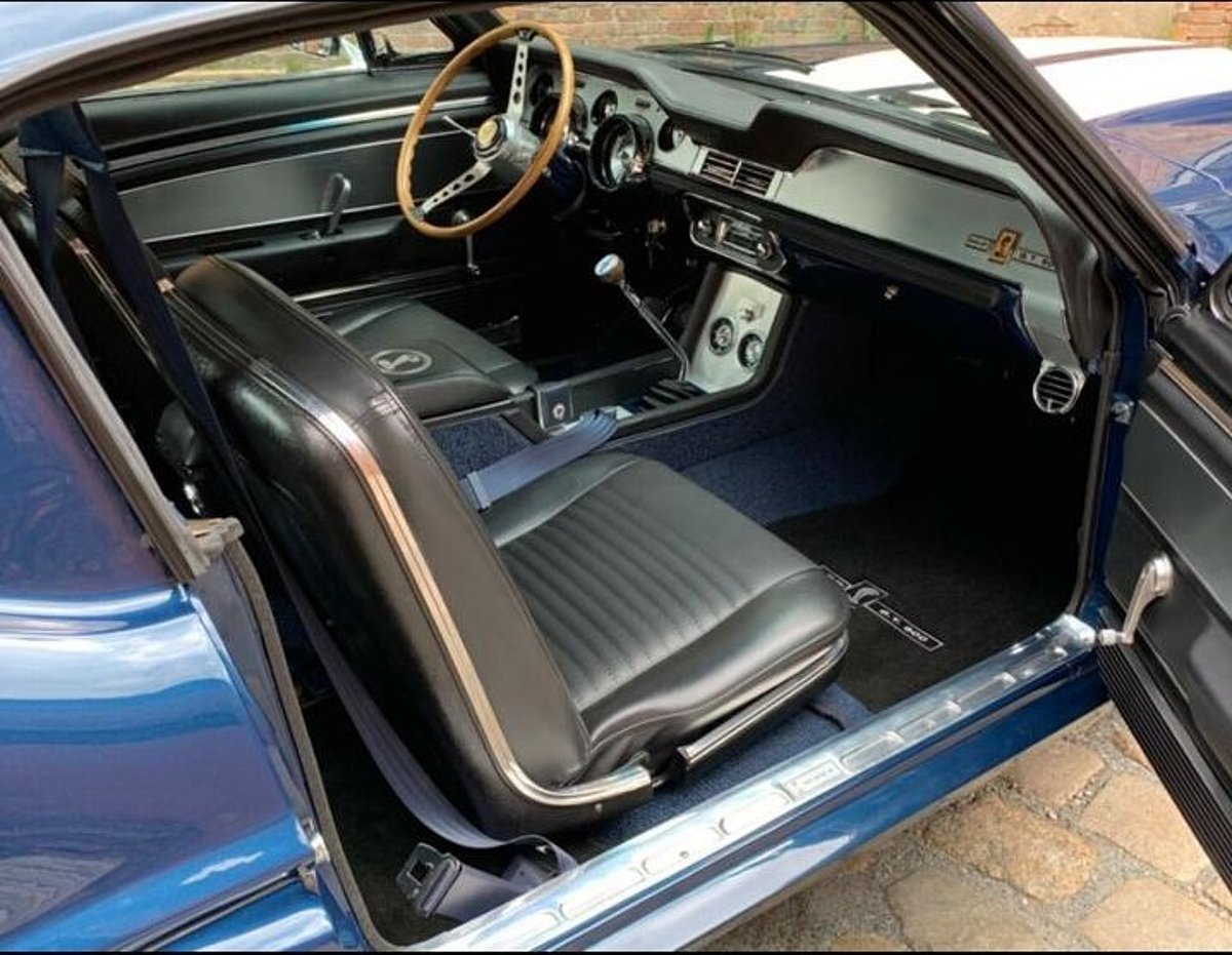 Ford Mustang Fastback GT 500 Shelby