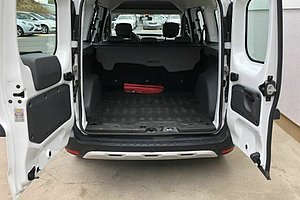 Dacia Dokker dCi 90 Stepway Celebration Navigation