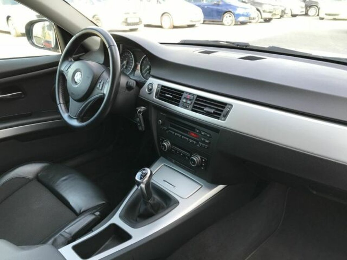 BMW 330i Coupe Klima