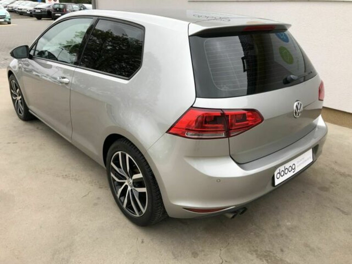 Volkswagen Golf 7 2.0 TDI Highline Xenon Sitzheizung