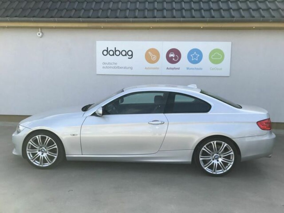 BMW 330i Coupe Klima